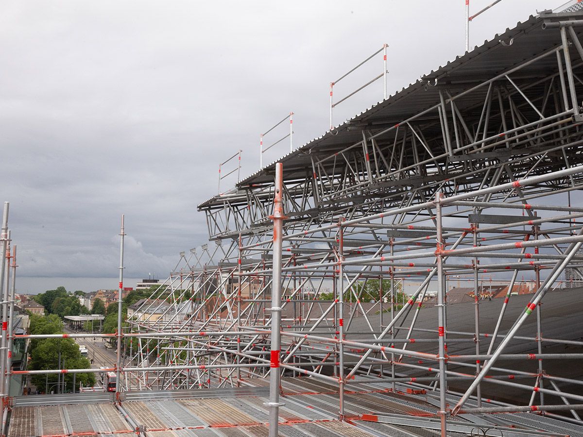 Staatstheater Augsburg eingerüstet von A&U Gerüstbau