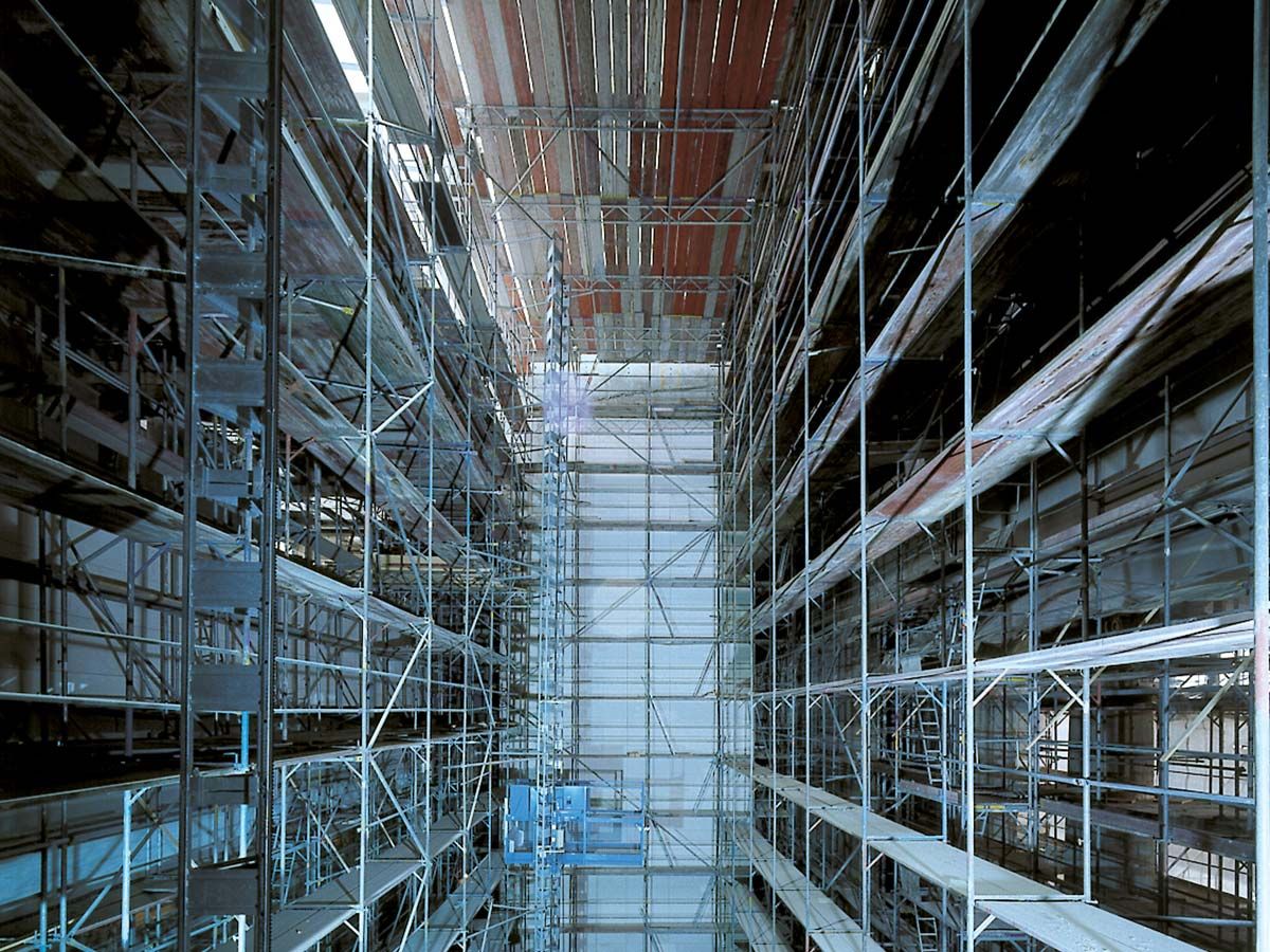 Reichstag Berlin eingerüstet von A&U Gerüstbau